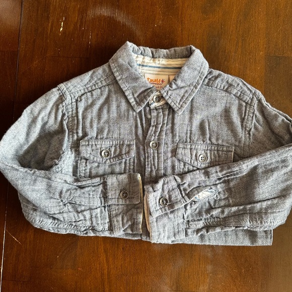 Truly scrumptious long sleeve button down shirt size 3t - Picture 1 of 4